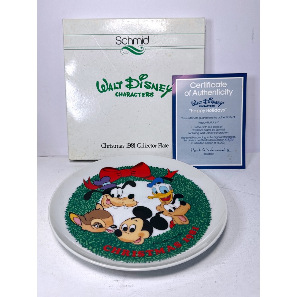 Vintage 1981 Schmid Walt Disney Character Christmas Collector Plate  Holidays